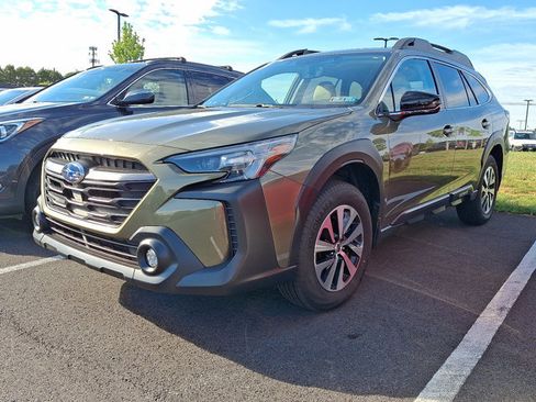 Certified 2025 Subaru Outback Premium AWD/4WD image 3