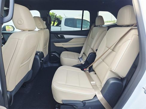 New 2025 Buick Enclave Preferred w/ Power Package image 12