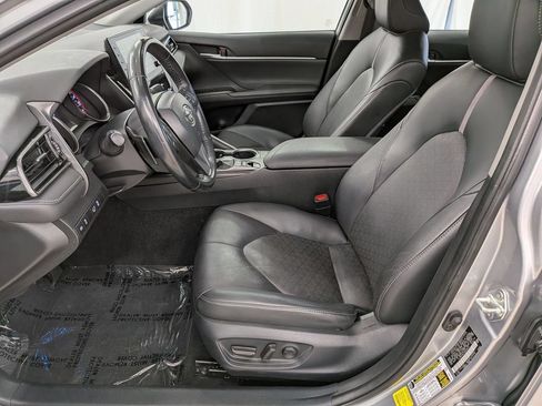 Used 2024 Toyota Camry XSE FWD image 14