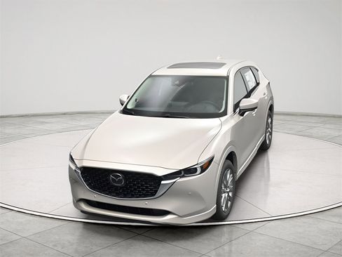 New 2025 MAZDA CX-5 AWD 2.5 S w/ Premium Plus Pkg image 14