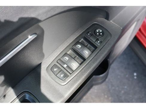 Used 2010 Dodge Journey SXT w/ Flexible Seating Group FWD image 12