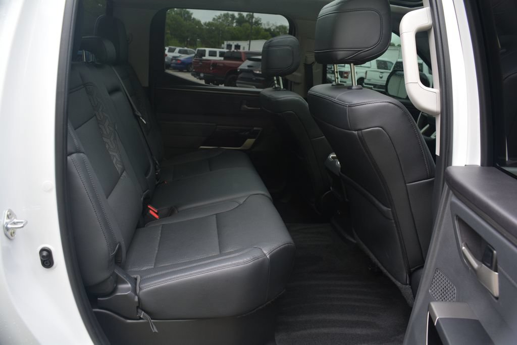 Used 2024 Toyota Tundra Limited AWD/4WD image 21