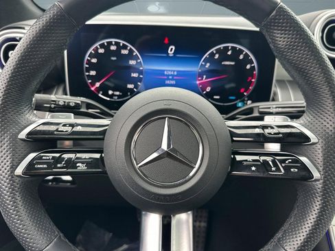 Certified 2023 Mercedes-Benz GLC 300 image 18