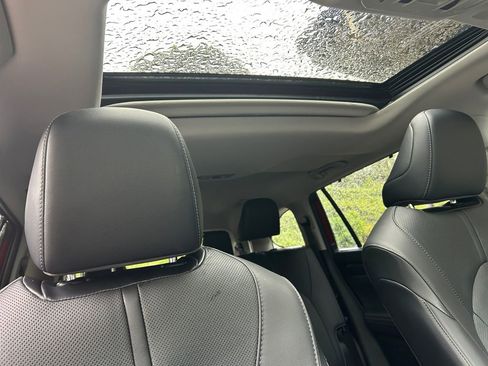 Used 2020 Toyota Highlander Limited AWD/4WD image 28