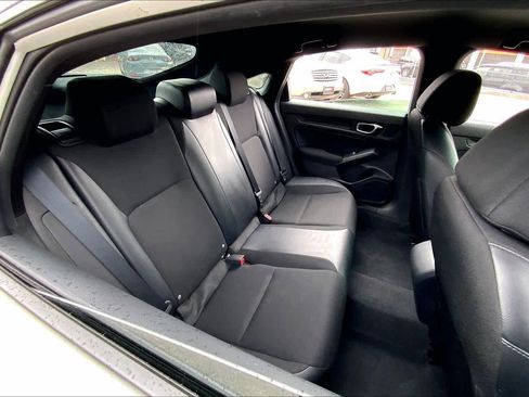 Used 2023 Honda Civic Sport image 19