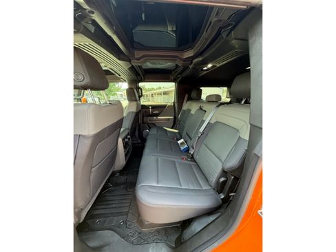 Used 2024 GMC Hummer EV 2X w/ LPO, Illumination Package AWD/4WD image 8
