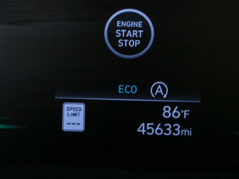Used 2025 Hyundai Palisade SEL FWD image 16