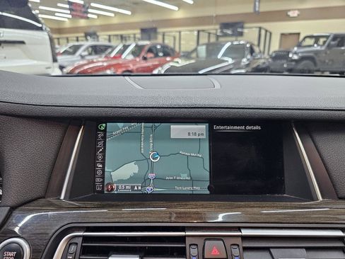 Used 2015 BMW 740Li image 33