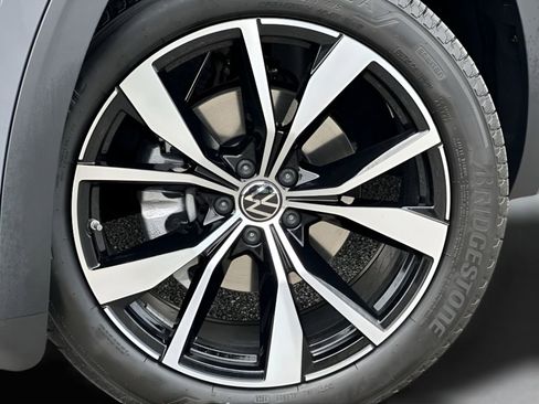 New 2026 Volkswagen Atlas SEL Premium R-Line image 10