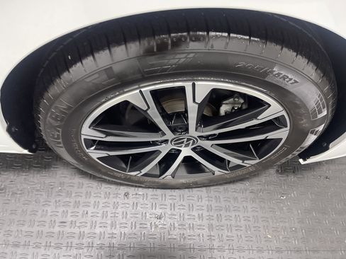 Used 2024 Volkswagen Jetta Sport image 27