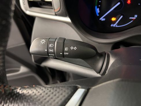 Used 2022 Toyota Sienna XSE image 17