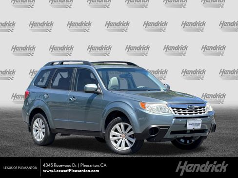 Used 2011 Subaru Forester 2.5X Premium AWD/4WD image 1