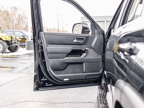 Used 2024 Toyota Sequoia Limited image 31