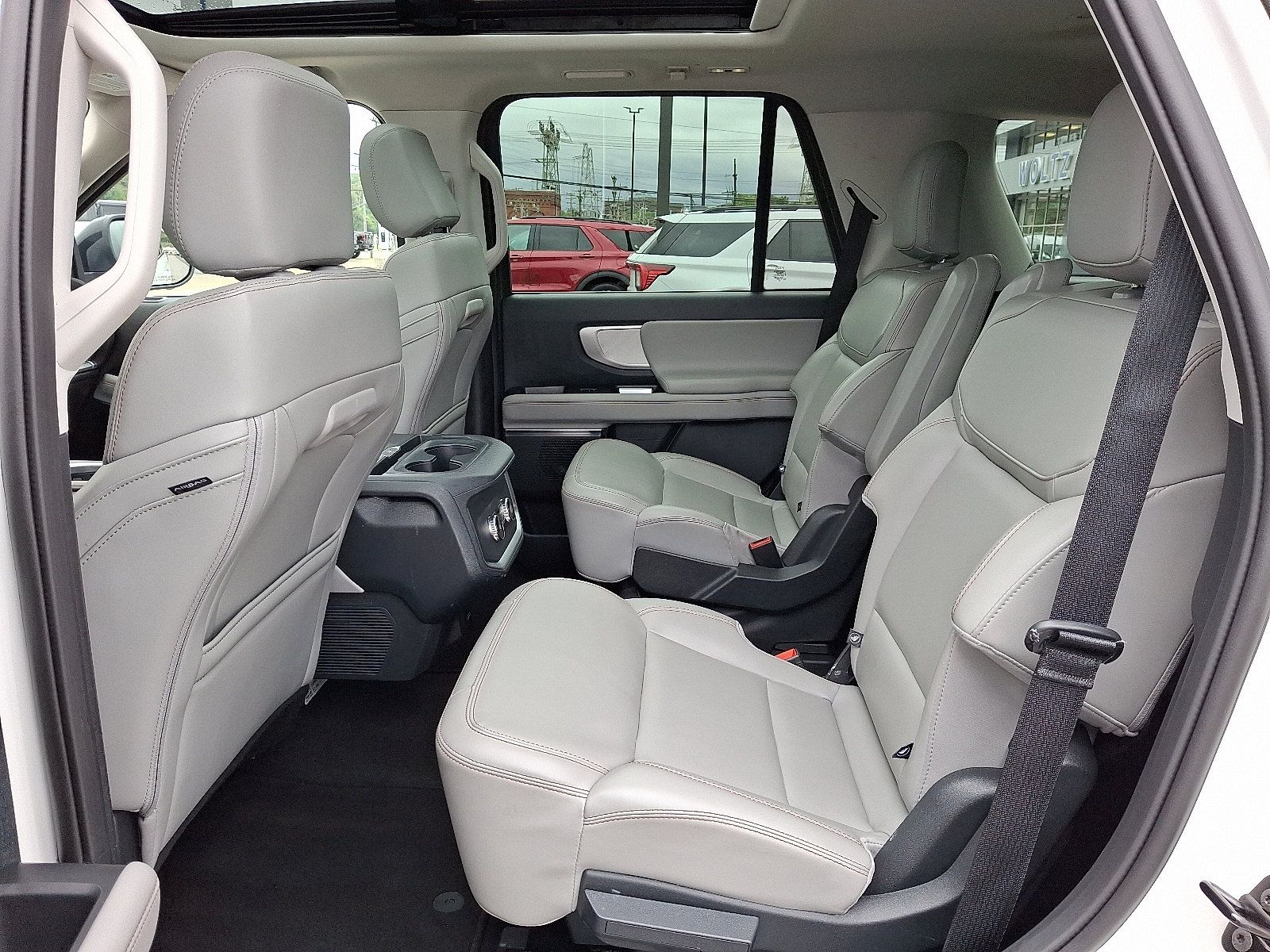 Used 2025 Ford Expedition Active AWD/4WD image 10