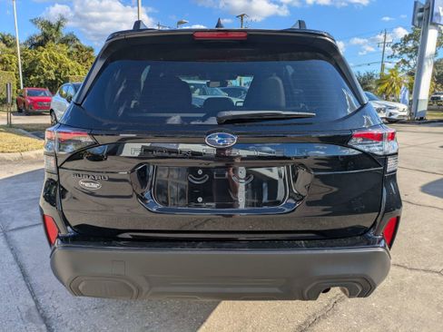 Certified 2025 Subaru Forester Premium w/ Convenience Package #1 image 5