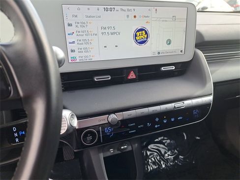 Used 2023 Hyundai Ioniq 5 SE image 24