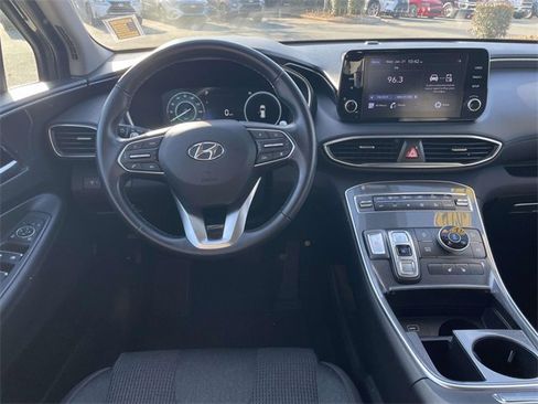 Used 2022 Hyundai Santa Fe XRT image 2