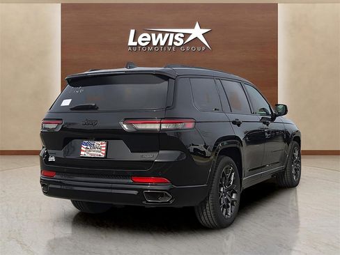 New 2025 Jeep Grand Cherokee L Summit image 4