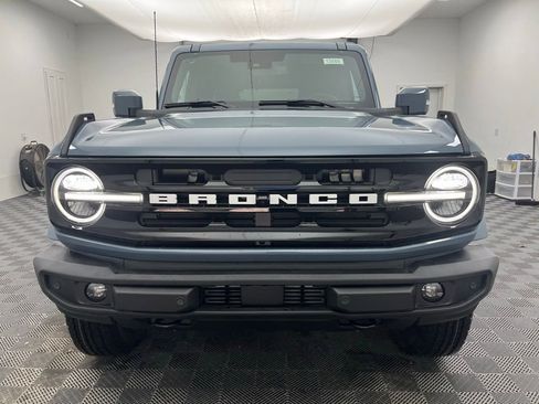 New 2025 Ford Bronco Outer Banks image 13