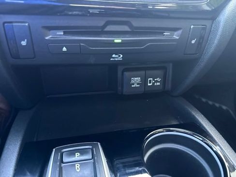 Used 2022 Honda Pilot Touring image 34