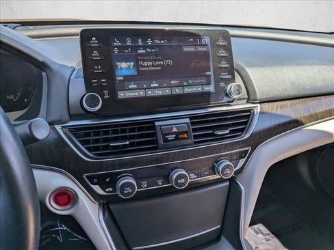 Used 2022 Honda Accord Touring image 20