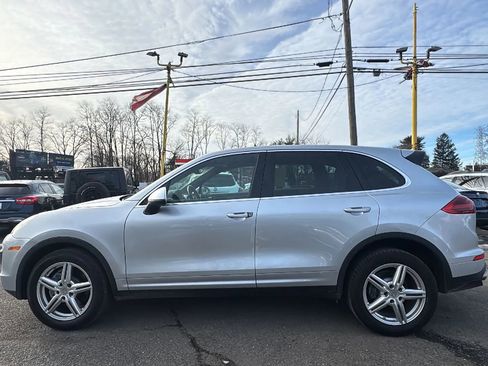 Used 2016 Porsche Cayenne image 8