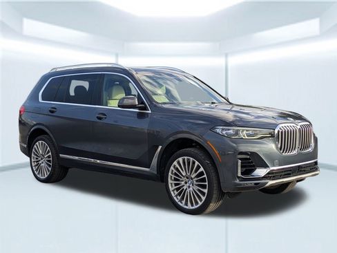 Used 2019 BMW X7 xDrive50i w/ Executive Package image 8