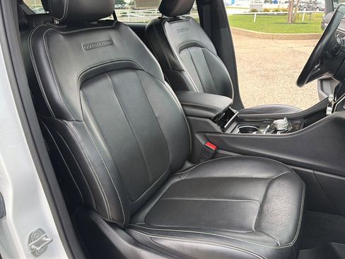 Used 2021 Jeep Grand Cherokee L Overland AWD/4WD image 25