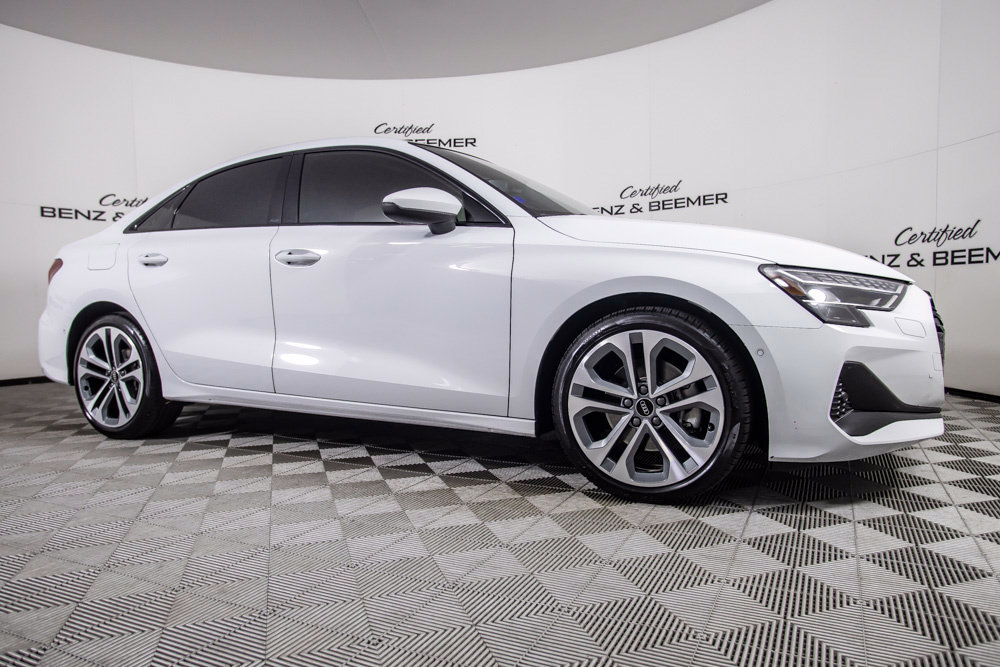 Used 2025 Audi A3 2.0T Premium AWD/4WD image 2