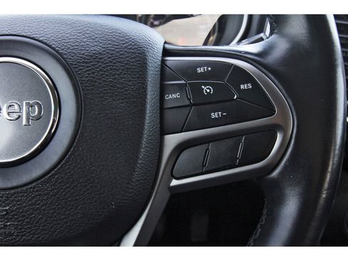 Used 2021 Jeep Cherokee Latitude Lux image 19