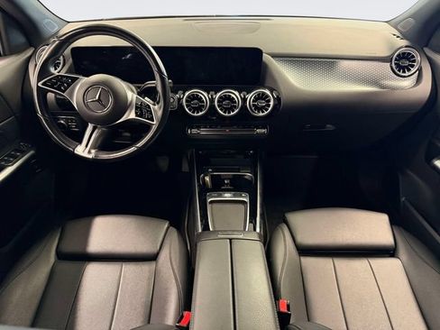 Used 2024 Mercedes-Benz GLA 250 4MATIC image 13