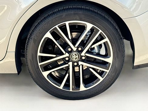 Certified 2026 Toyota Camry XLE FWD image 30