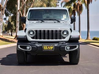 Used 2024 Jeep Wrangler Unlimited Sahara AWD/4WD video 2