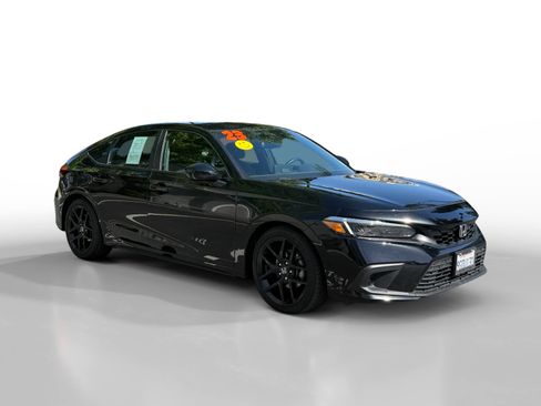 Used 2023 Honda Civic Sport image 7