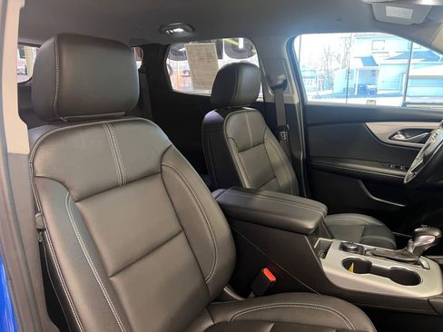 Used 2024 Chevrolet Blazer LT w/ Midnight/Sport Edition image 32