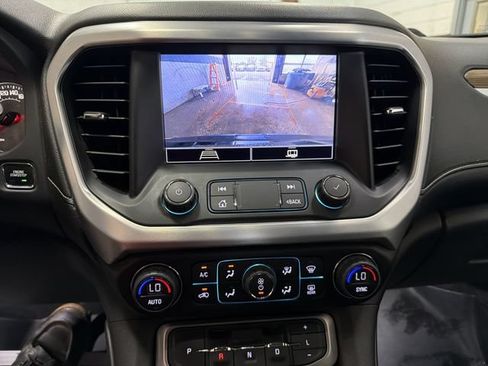 Used 2021 GMC Acadia SLE w/ Elevation Edition AWD/4WD image 17