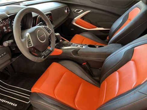 Used 2018 Chevrolet Camaro LT w/ Hot Wheels Edition image 21