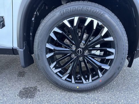 New 2026 Nissan Rogue SV AWD/4WD image 9