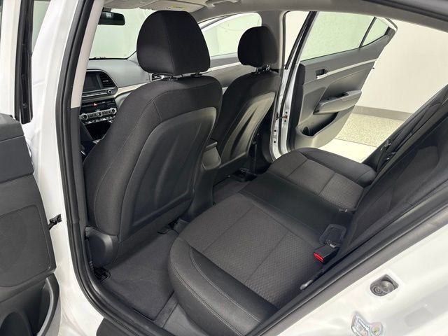 Used 2020 Hyundai Elantra SE w/ Cargo Package (C1) FWD image 22