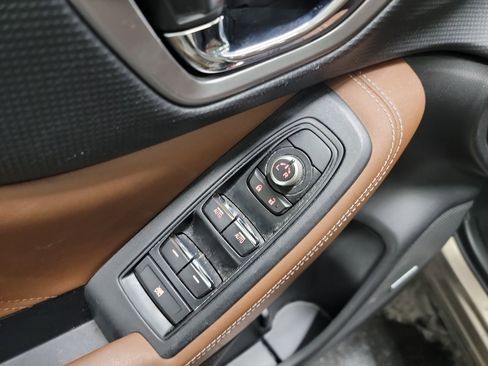 Used 2020 Subaru Forester Touring image 14