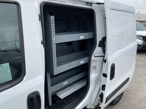 Used 2019 RAM ProMaster City Tradesman SLT FWD image 14