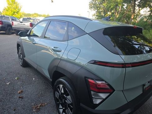 Used 2024 Hyundai Kona SEL w/ Convenience Package AWD/4WD image 3