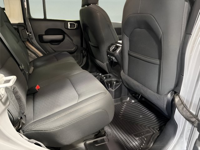 Used 2020 Jeep Wrangler Unlimited Sport AWD/4WD image 31