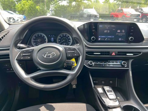 Used 2023 Hyundai Sonata SE FWD image 28