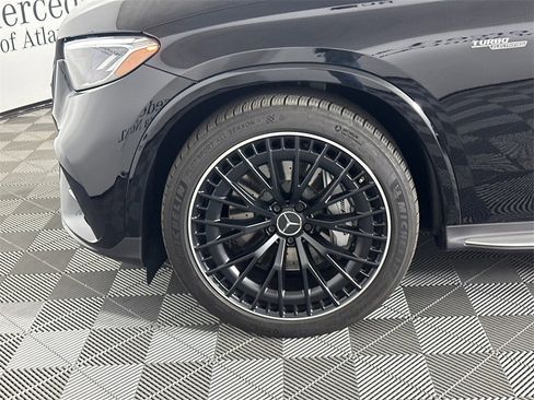 Used 2025 Mercedes-Benz GLC 43 AMG 4MATIC image 12