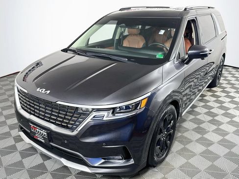 Used 2022 Kia Carnival SX Prestige FWD image 3