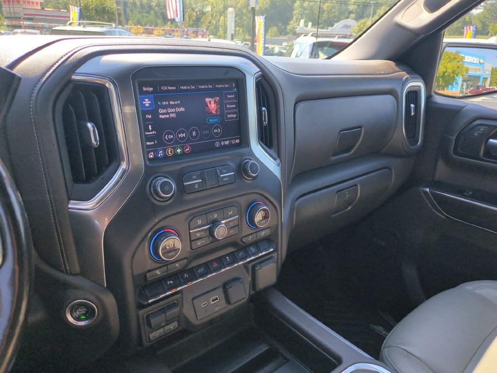 Used 2020 Chevrolet Silverado 1500 RST AWD/4WD image 22