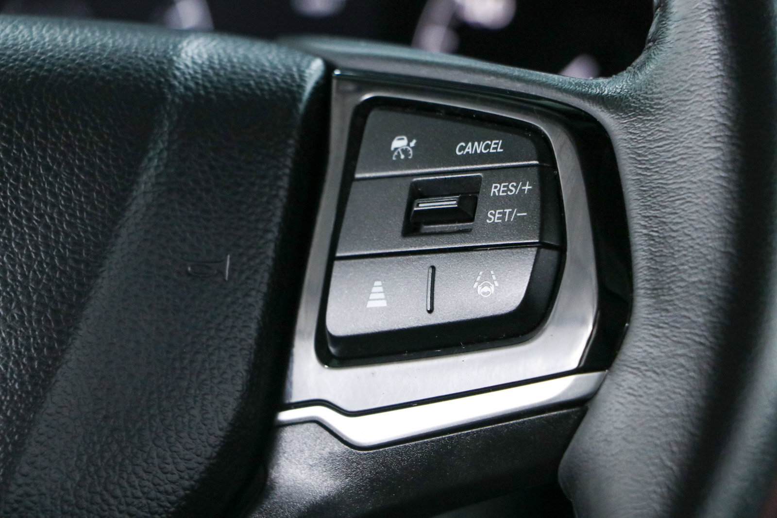Used 2025 Honda Odyssey EX-L image 14