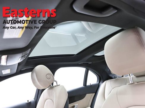 Used 2018 Mercedes-Benz C 300 4MATIC Sedan image 35
