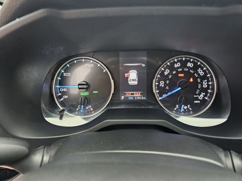 Certified 2022 Toyota RAV4 XLE Premium image 19